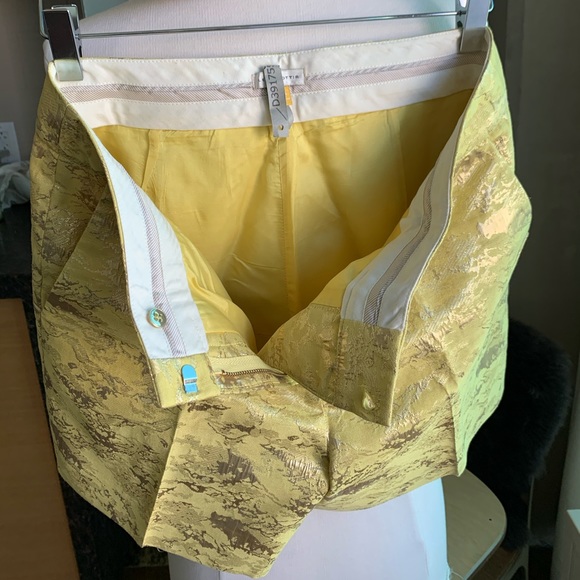 Leifsdottir Anthropologie Gold Brocade Shorts 4 6 - Picture 4 of 12